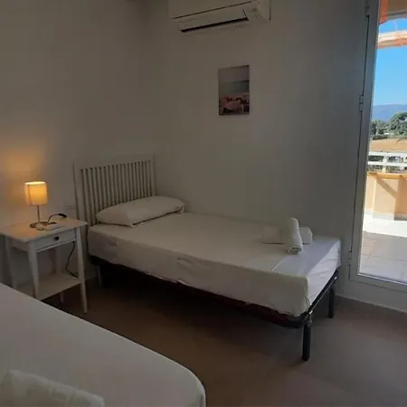 Atico En Urb Bahia De De Vacaciones Mar Por Medio Apartment Denia